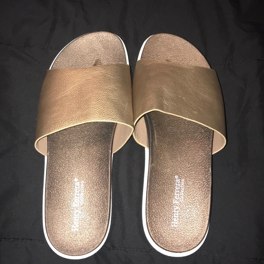 Gold Platform Slides - Picture 3 of 4